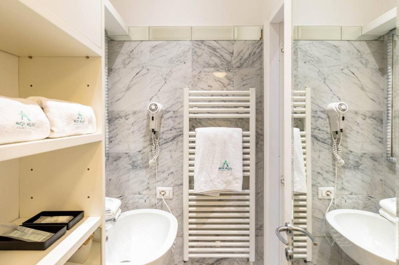 Vittoria Charme Apartment โรม ภายนอก รูปภาพ